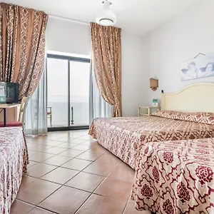 hotiday.sicilyhotelsitaly.net/