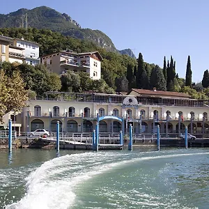 **** Hotel & Italia